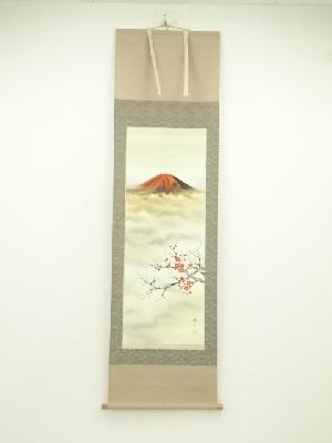 泰山筆　赤富士七紅白梅　肉筆絹本掛軸（共箱）